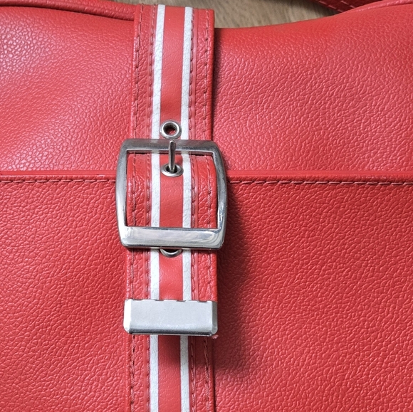 VINTAGE❤️ SAMSONITE Vegan Leather Sporty Red Travel Bag - Picture 3 of 10